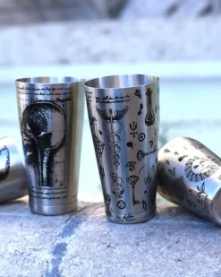 Tin-in-Tin Cocktail Shaker - Kenko Tattoo | Alchemy verziert